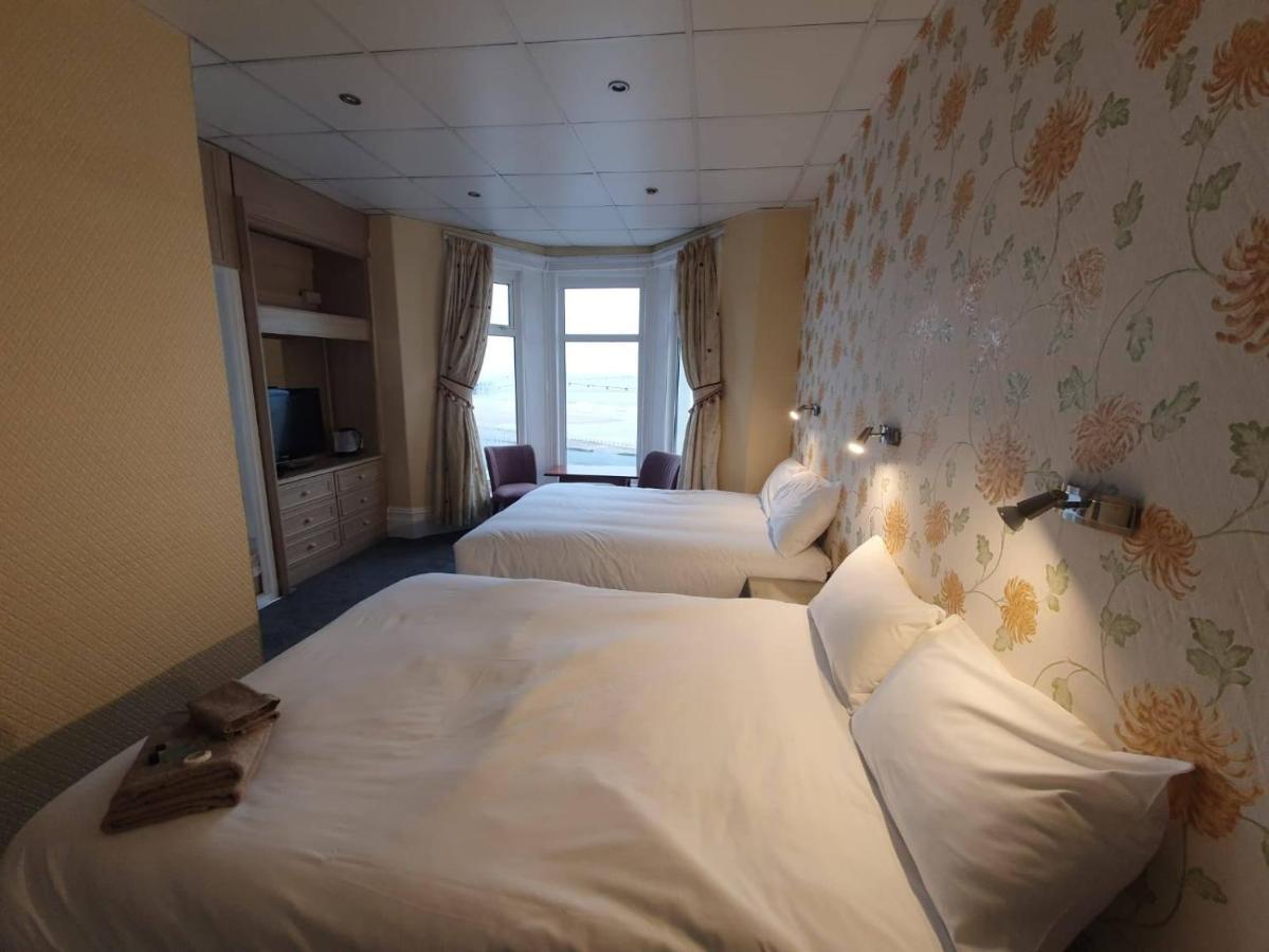 Starlux Hotel بلاكبول المظهر الخارجي الصورة